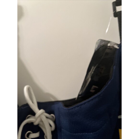 Pro-FAN-ity by Littlearth NHL Buffalo Sabres Jersey Crossbody Purse Bag - Picture 4 of 14